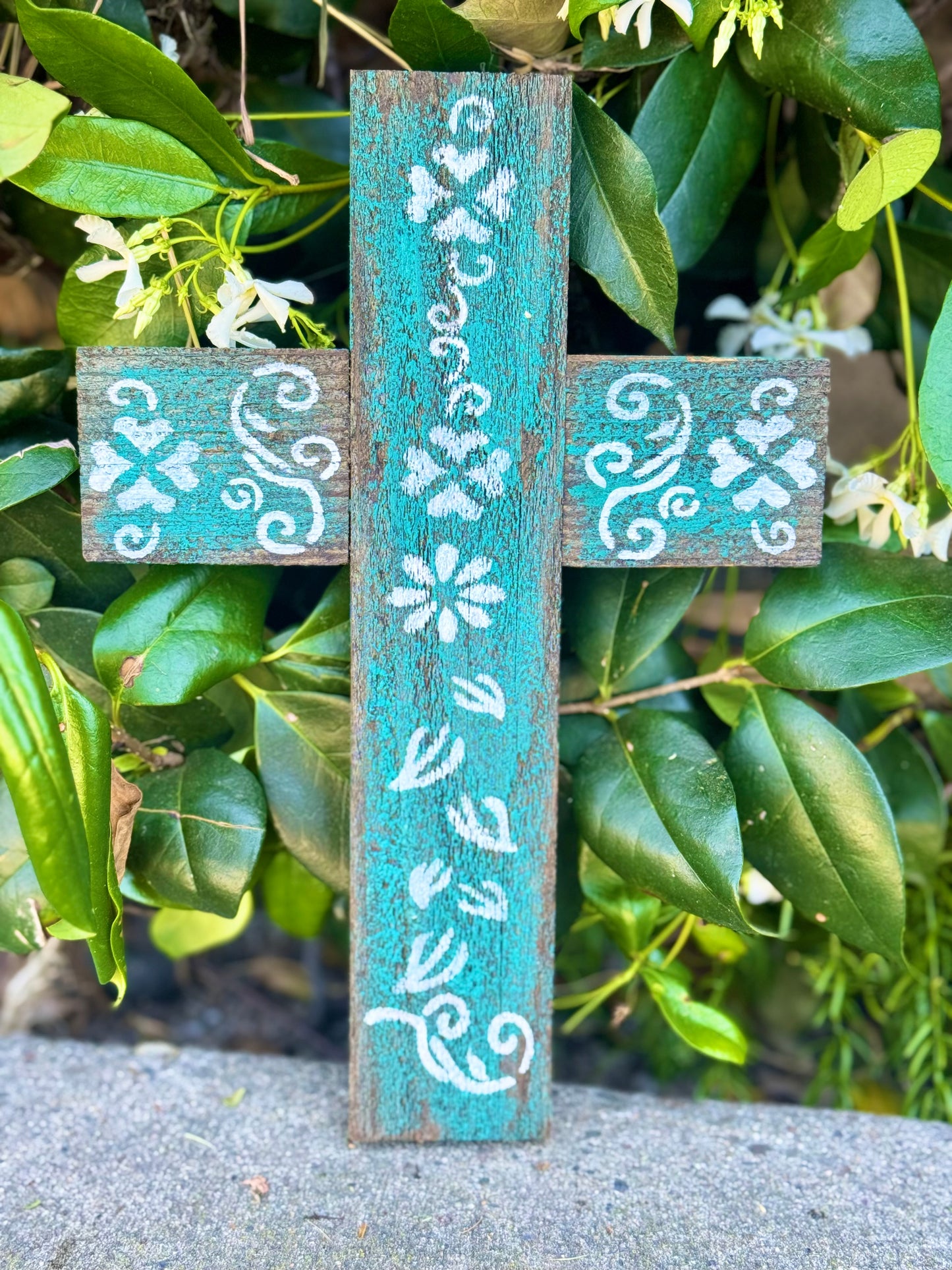 Cross with Flowers Reclaimed Wood with White Flowers Made in The USA