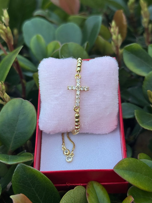 Adjustable Cross Bracelet Gold Plated on Cooper